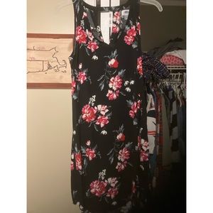 Beautiful black and pink flowery dress!